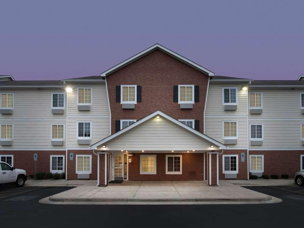 Extended Stay America Select Suites - Cleveland - 曼图尔 外观 照片