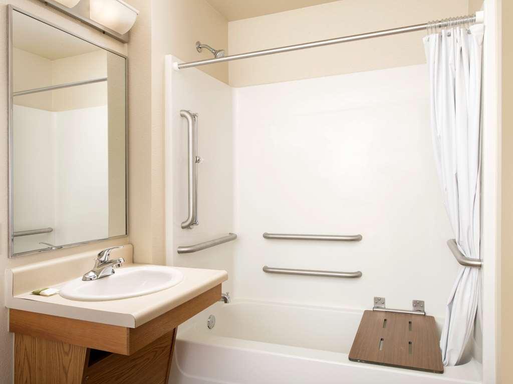 Extended Stay America Select Suites - Cleveland - 曼图尔 外观 照片