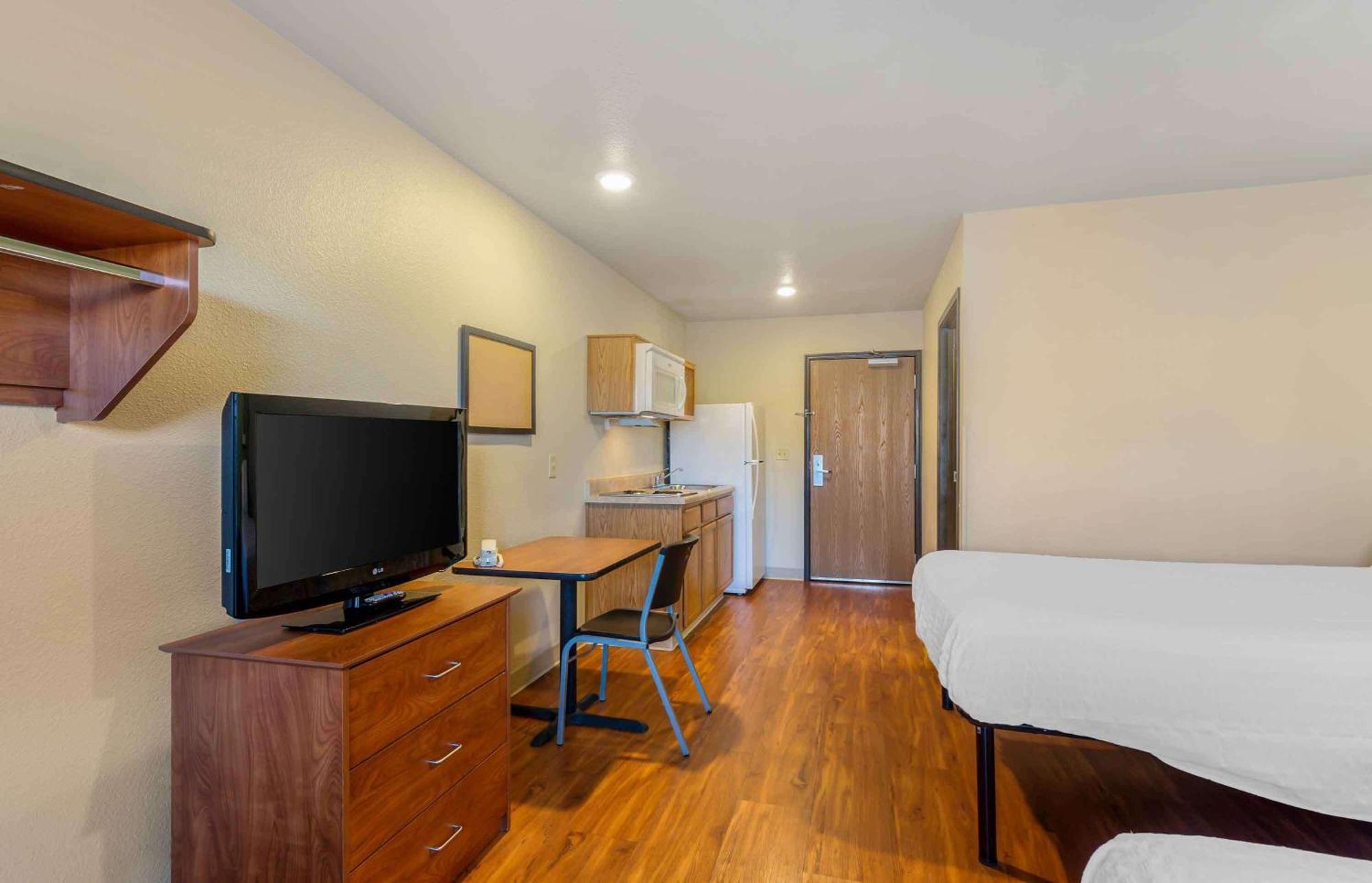 Extended Stay America Select Suites - Cleveland - 曼图尔 外观 照片